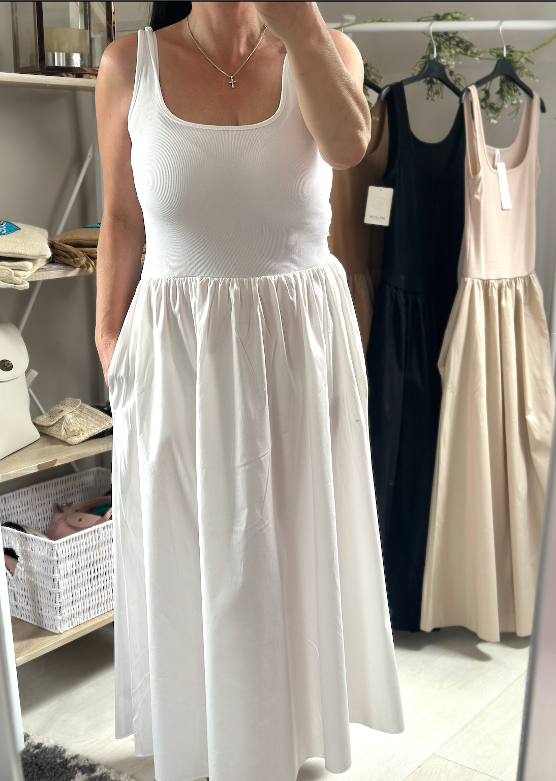 Made in Italy White Square Neck Sleeveless Pocket Dress