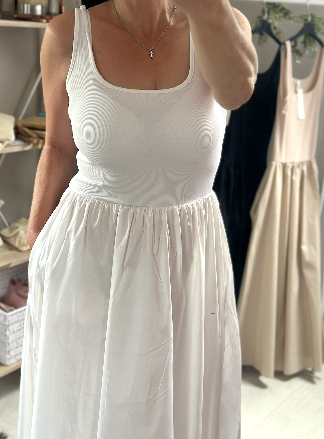 Made in Italy White Square Neck Sleeveless Pocket Dress
