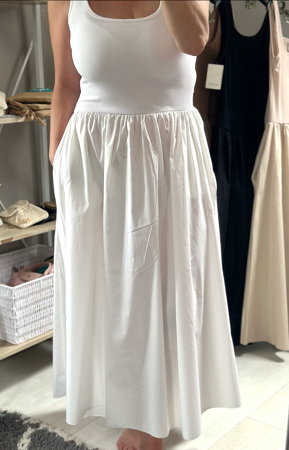 Made in Italy White Square Neck Sleeveless Pocket Dress