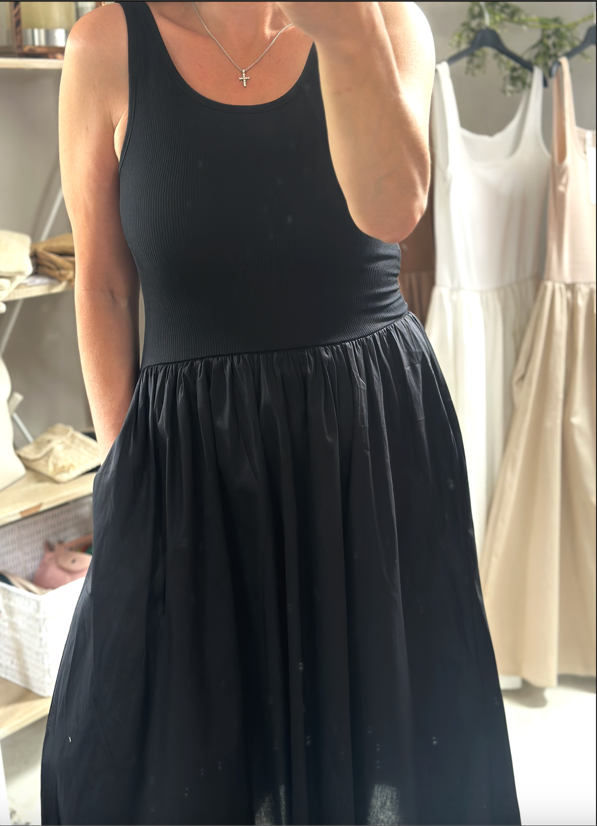 Made in Italy Black Square Neck Sleeveless Pocket Dress