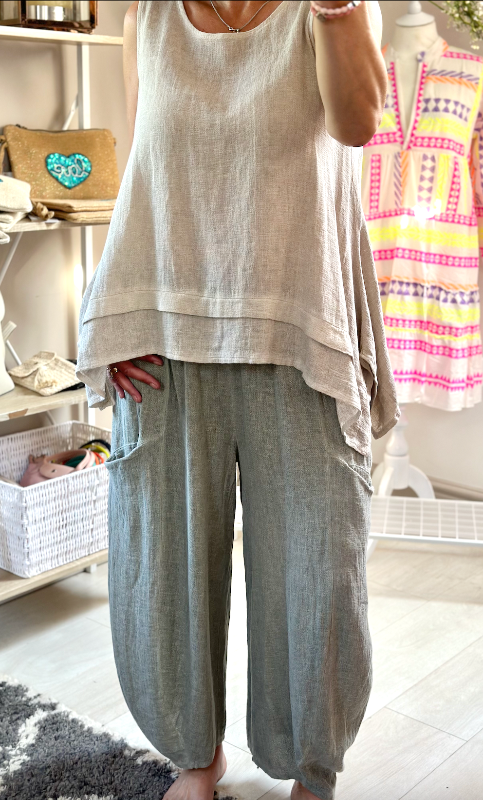 Made in Italy Beige Sleeveless Washed Linen Top