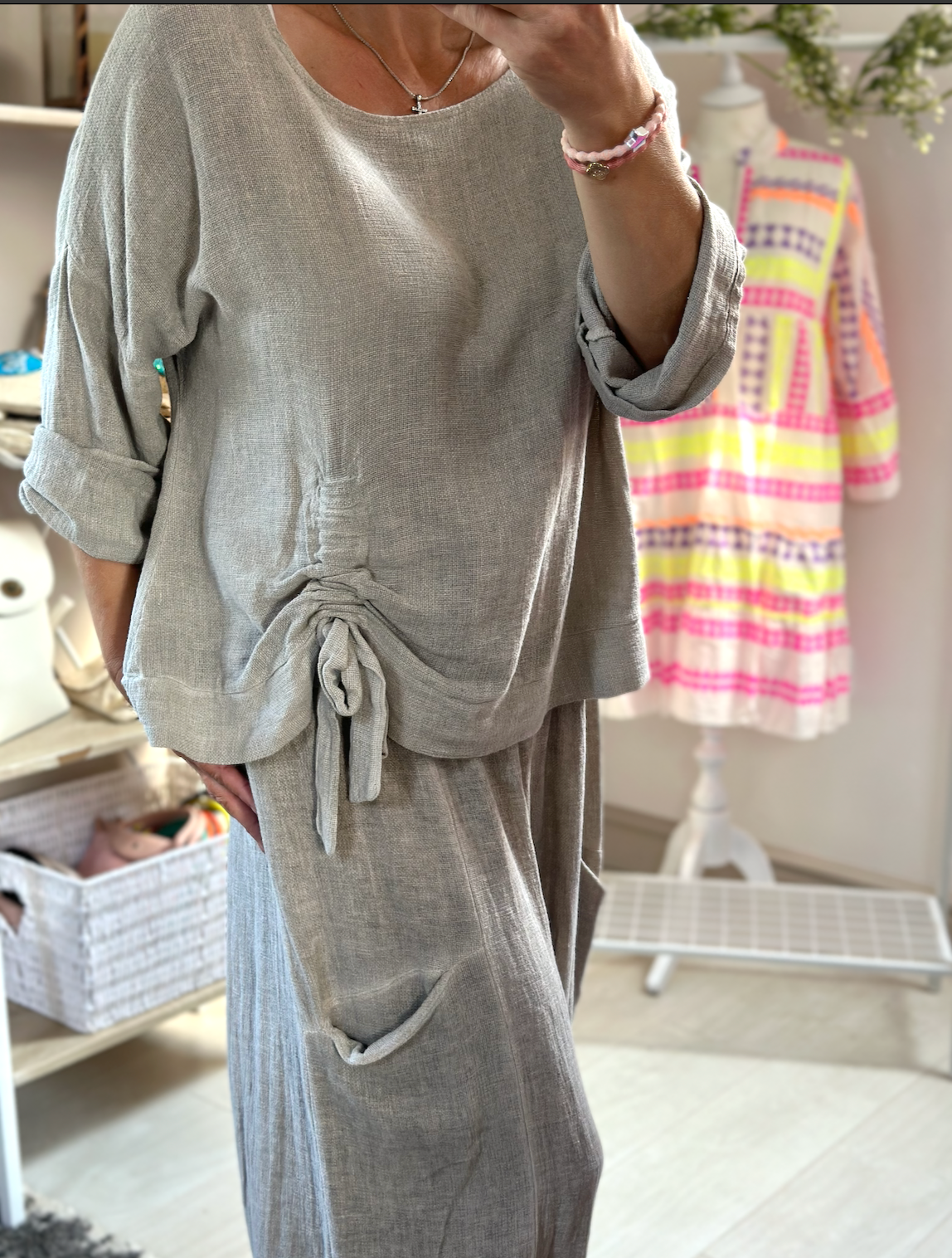 Made in Italy Mocha Ruched Tie Washed Linen Top