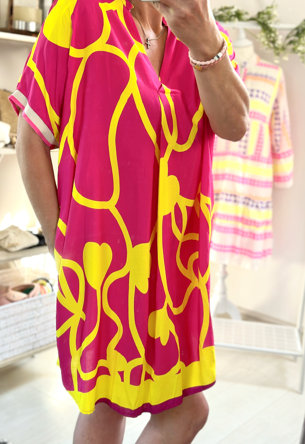 Made in Italy Pink and Yellow Heart Print Side Pocket V-Neck Tunic