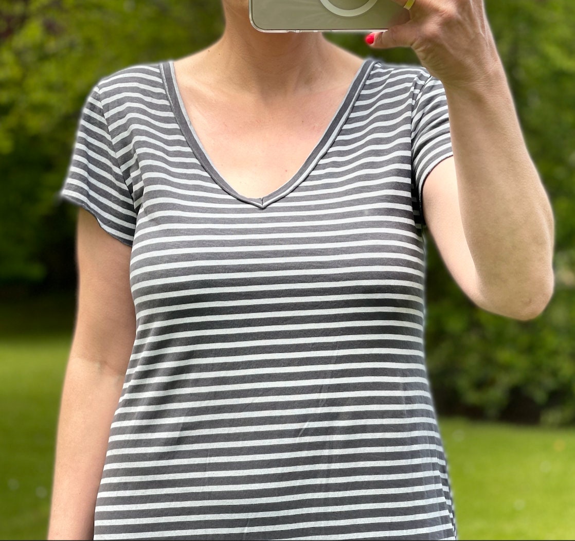 Made in Italy V-neck Stripe Short Sleeve T-Shirt Dress