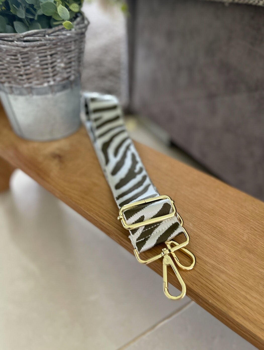 Off White and Khaki Zebra Print GOLD CLIPS Handbag Straps, Detachable Bag Strap, Crossbody Long Strap, Clip On Bag Strap