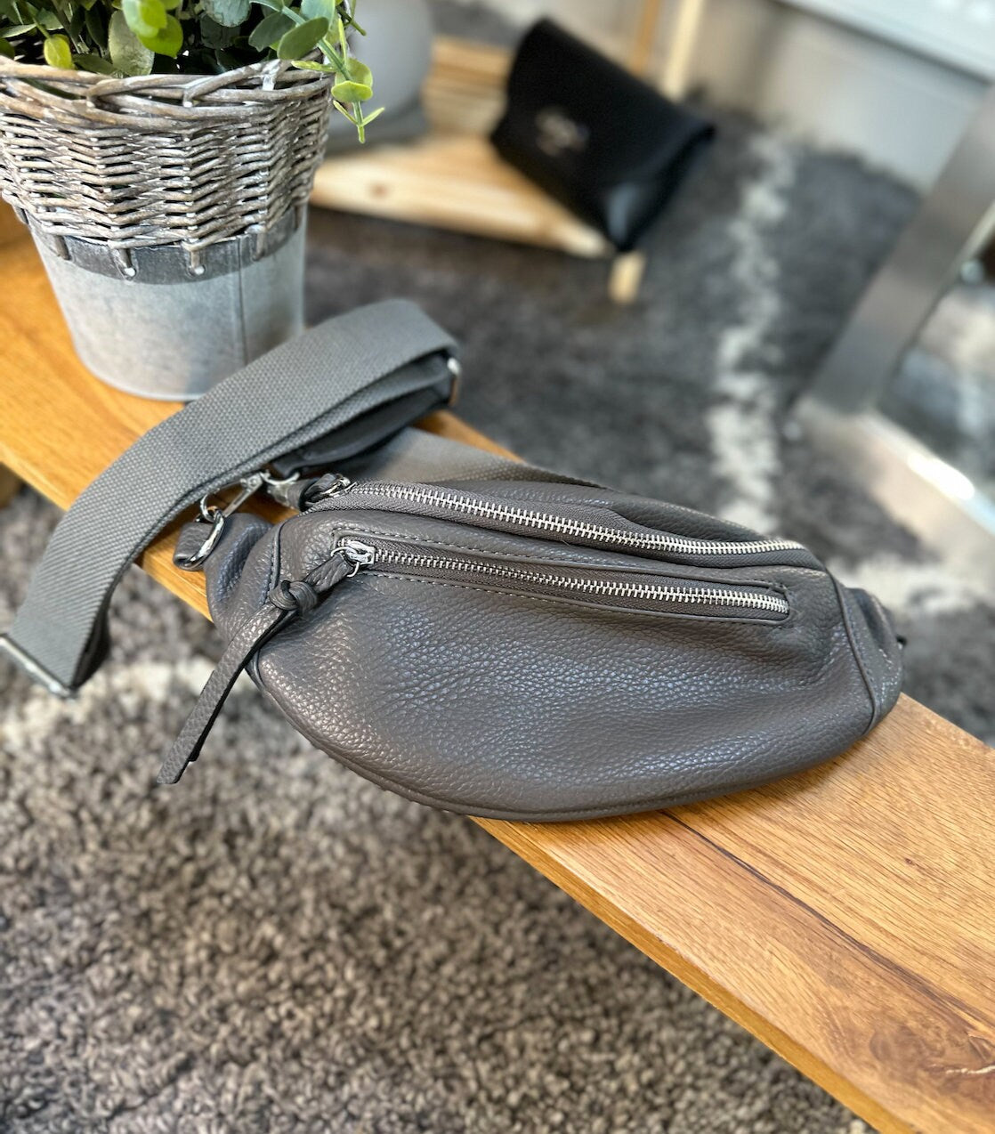 Made in Italy Faux Leather Grey/Khaki Bum Bag, Handbag, Waist Bag, Belt Bag Bumbag
