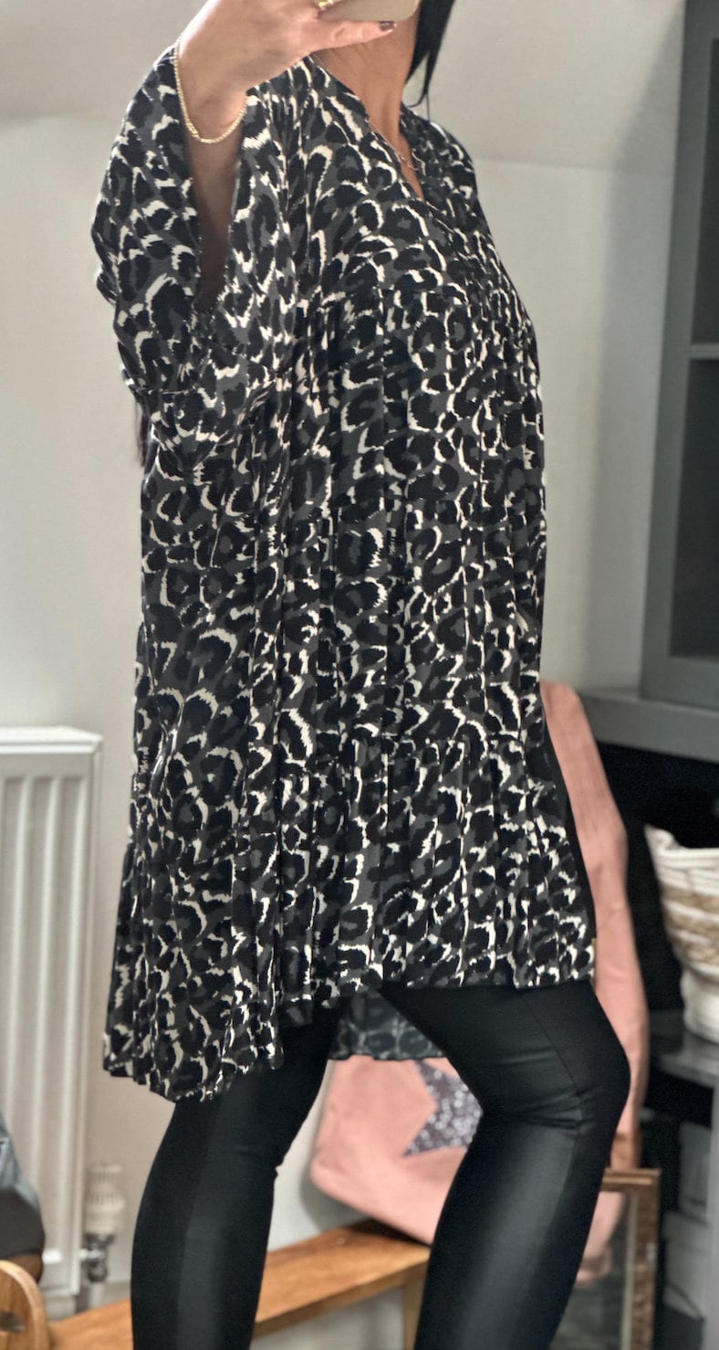 Made in Italy Black Animal Print Smock Dress, Shirt, Tiered Dress
