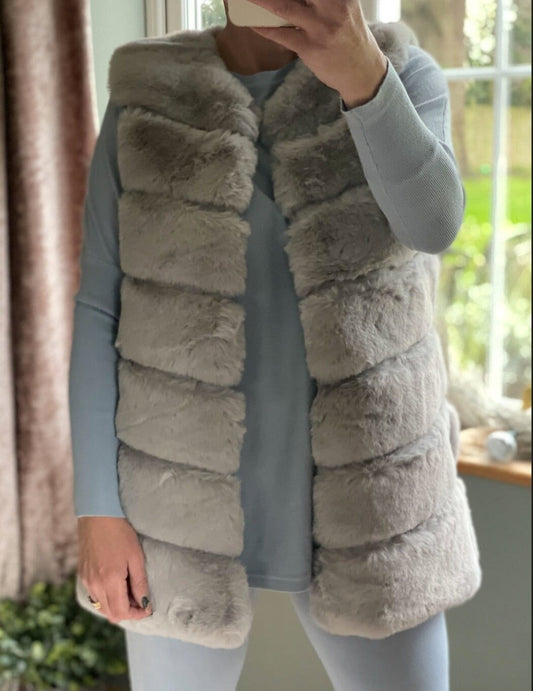 Made in Italy Silver Faux Fur Gilet