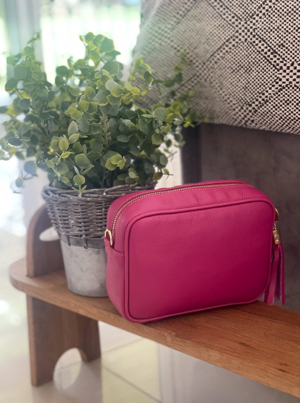Made in Italy Fuchsia GOLD Hardware Side Tassel Leather Camera Bag Crossbody Bag Handbag Crossbody Strap