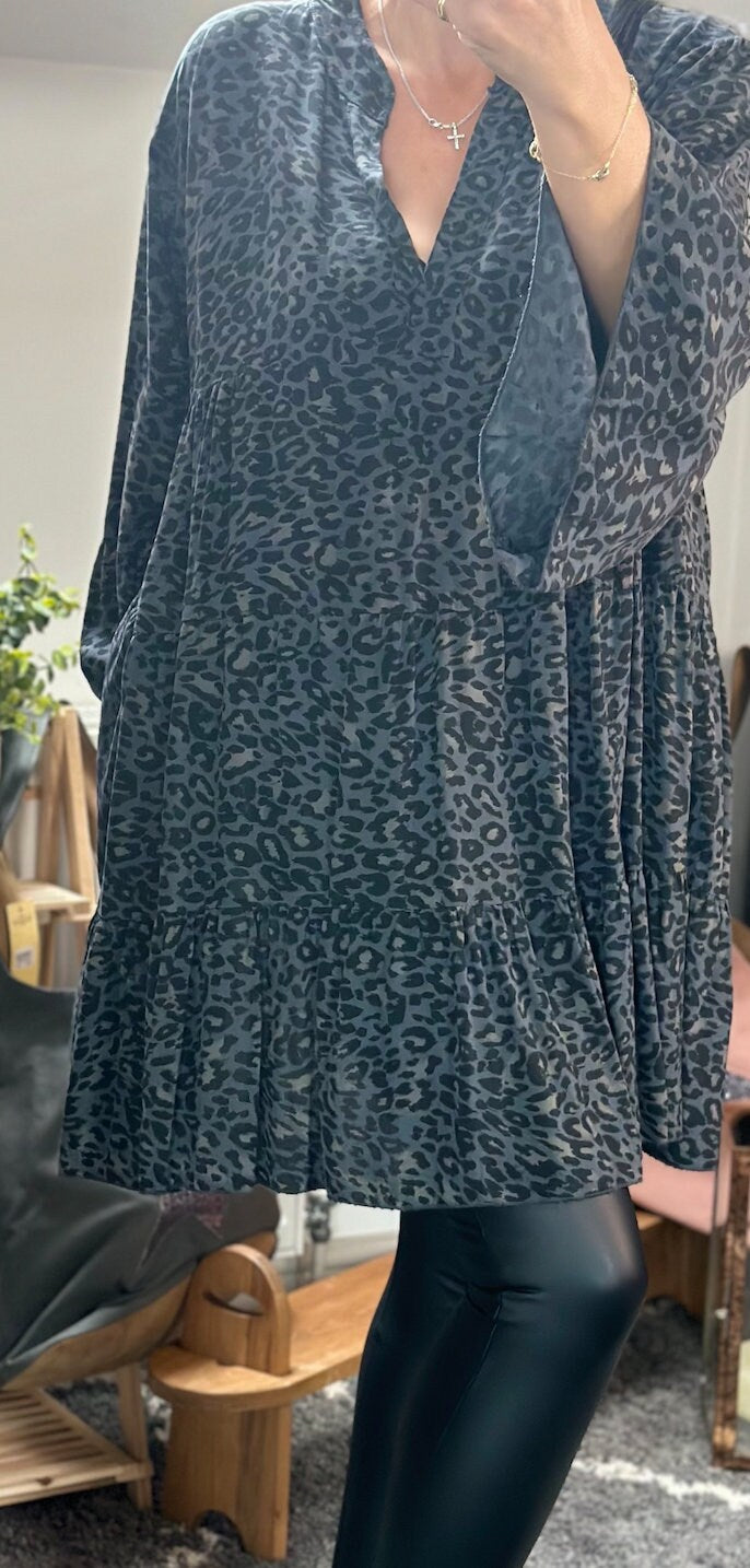 Made in Italy Black and Grey Small Leopard Sharp Digital Print Tiered Smock Dress, Shirt
